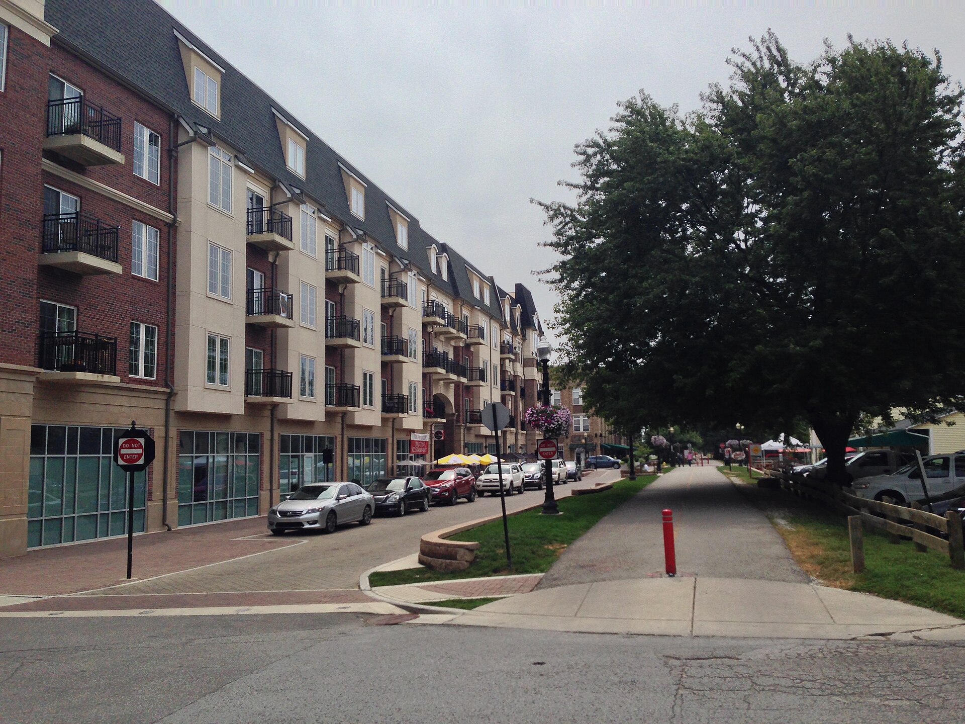 Monon Greenway beside downtown buildings in Carmel, Indiana